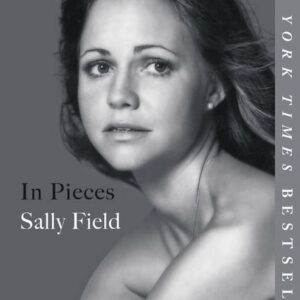 In Pieces (Paperback)